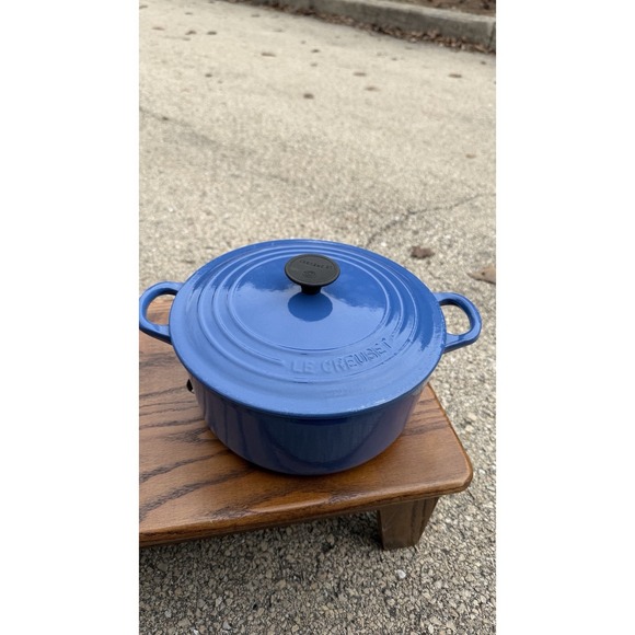 Creuset 22 Blue Enameled Cast Iron Dutch Oven w/ Lid France